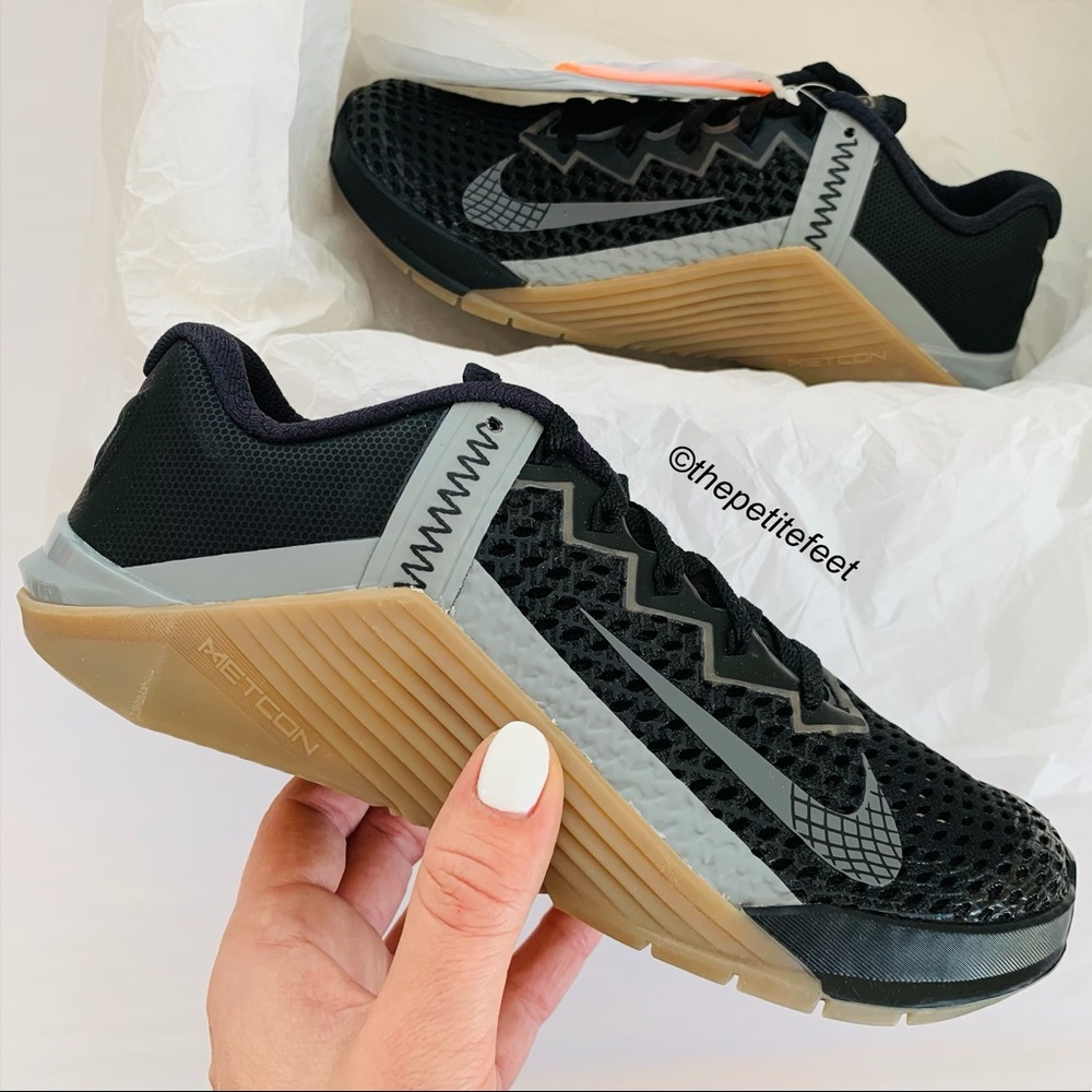 NWT Nike Metcon 6 athletic sneakers shoes